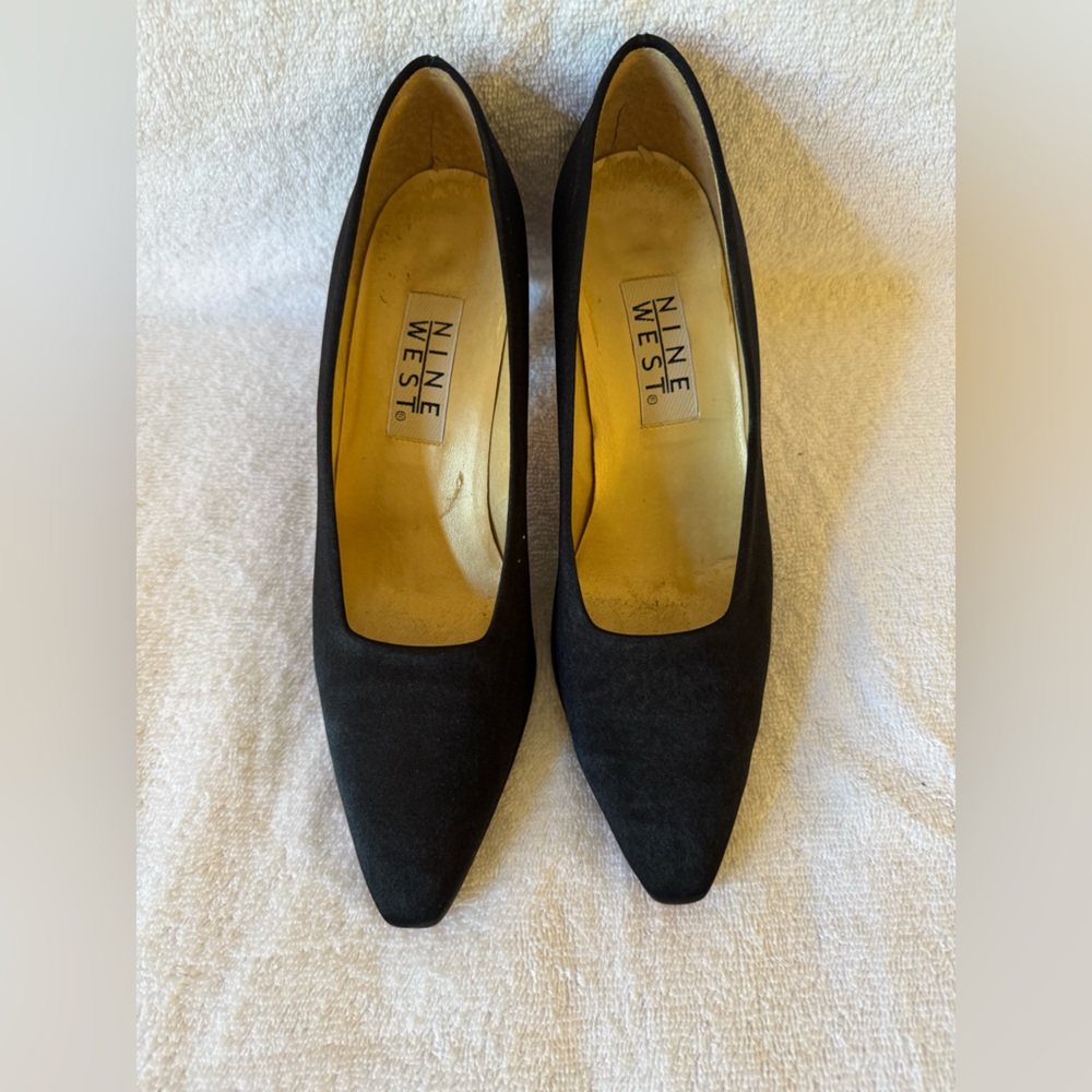 Nine West Black Satin Formal Pumps - 7.5 Narrow